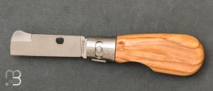 Olive wood Pruning knife by Roger Ofèvre
