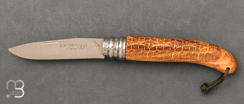 Alpage Wild Turtle Olive wood pocket knife