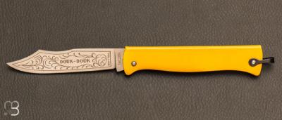 Big Yellow Douk-Douk Color pocket knife