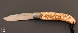 Alpage Sauvage pocket knife beech Leopard engraving