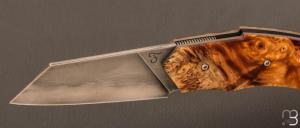 Couteau  "  Liner-Lock custom " par Florian Dreyer FD-Knives - Loupe de marronnier stabilisé et acier 135Cr3