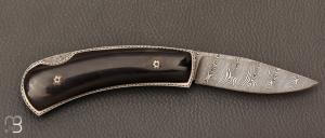   Couteau  "  Damascus Engraved Lockback " par Tommy Lee