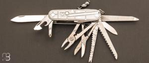 Couteau Suisse Victorinox Swisschamp Silvertech