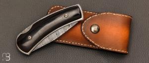   Couteau  "  Damascus Engraved Lockback " par Tommy Lee