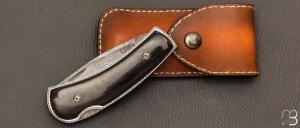   Couteau  "  Damascus Engraved Lockback " par Tommy Lee