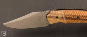    Couteau  "  Front-flipper custom " par Fabrice Delbart - Forge Celtique - Padouk ondé et lame en RWL-34