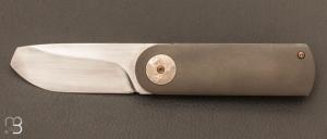   Couteau " Minimun " custom par Alain André - Titane et lame en RWL34