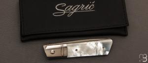    Couteau " Gentleman " custom de Stéphane Sagric - Nacre blanche et RWL-34